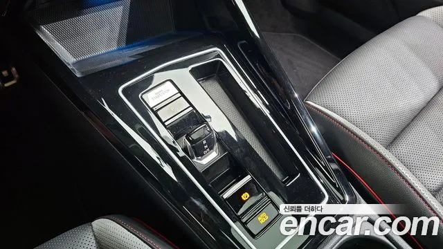 Volkswagen Golf 2024