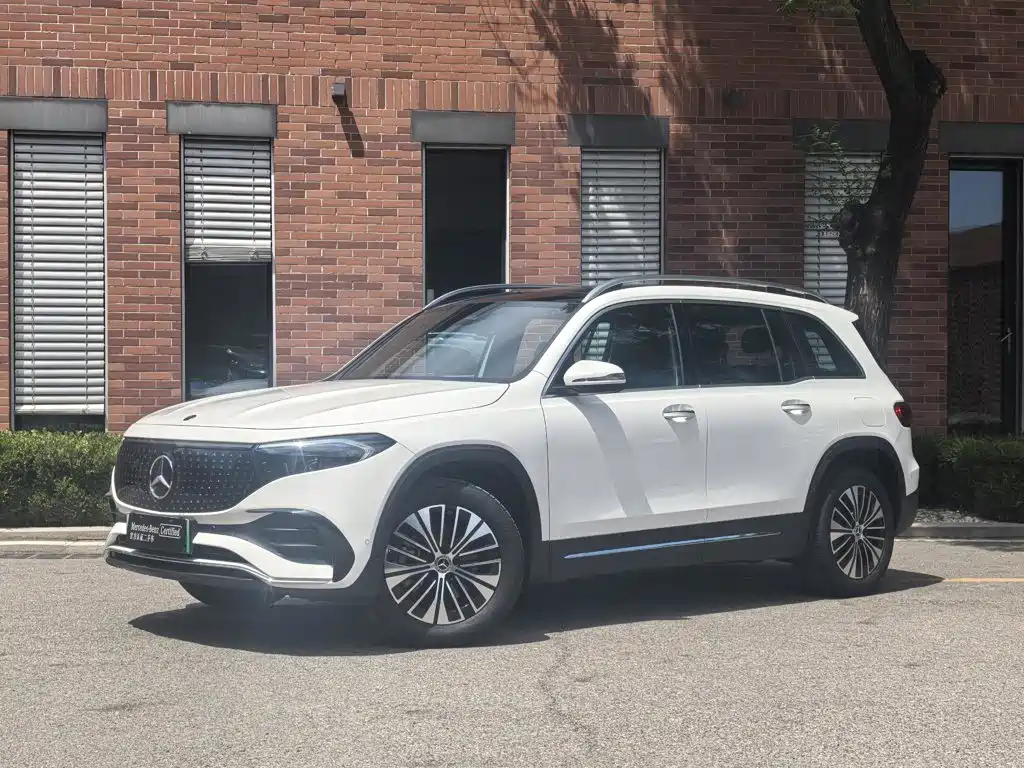 Mercedes-Benz EQB 2025