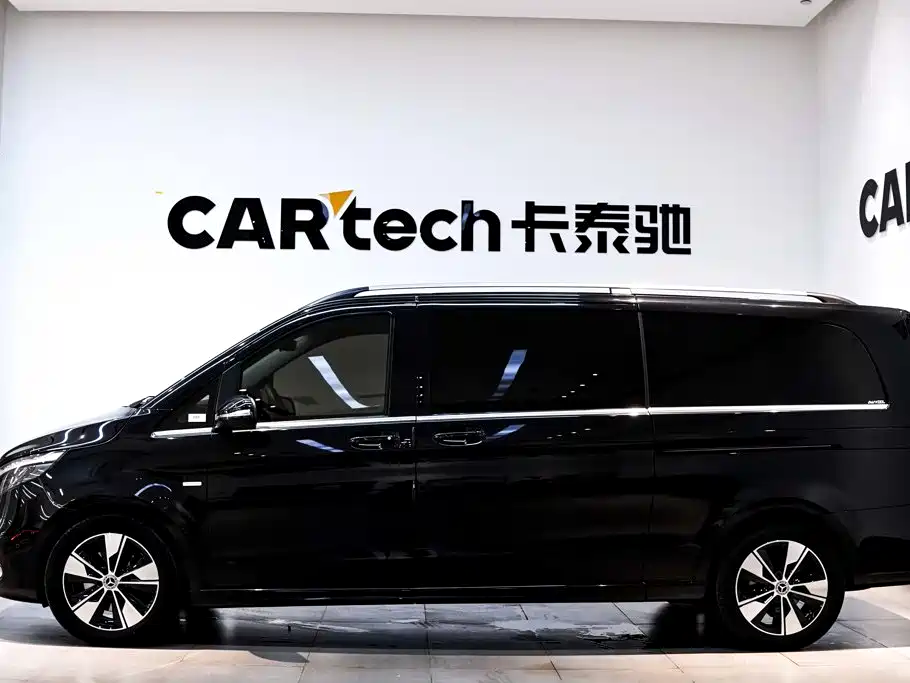Mercedes-Benz V-Класс 2023