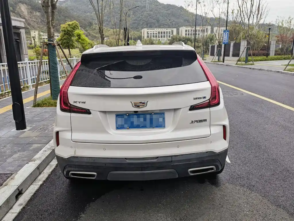 Cadillac XT4 2023
