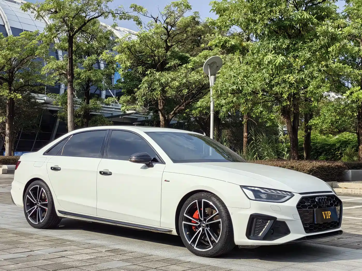 Audi A4 2023