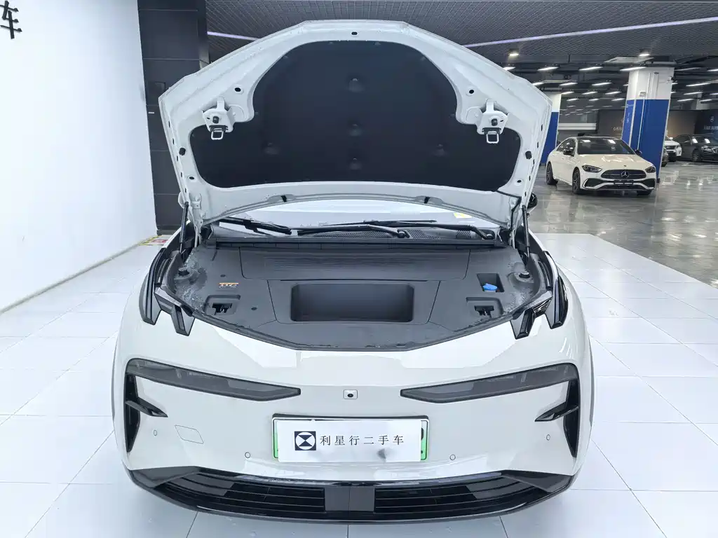 Zeekr X 2024