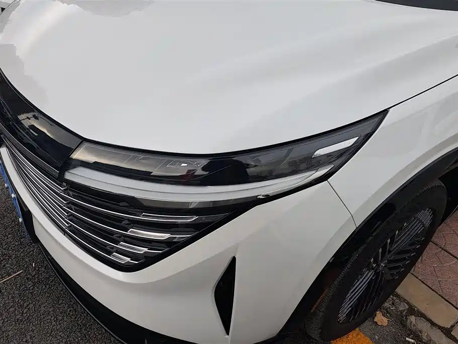 Nissan Pathfinder 2024