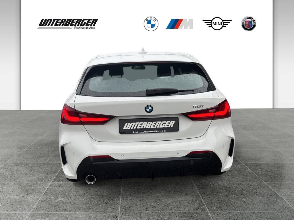 BMW 118 2022