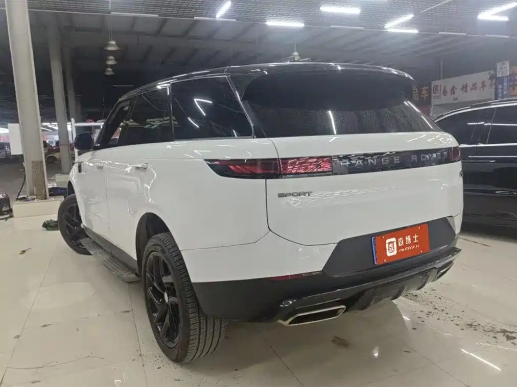 Land Rover Range Rover Sport 2024