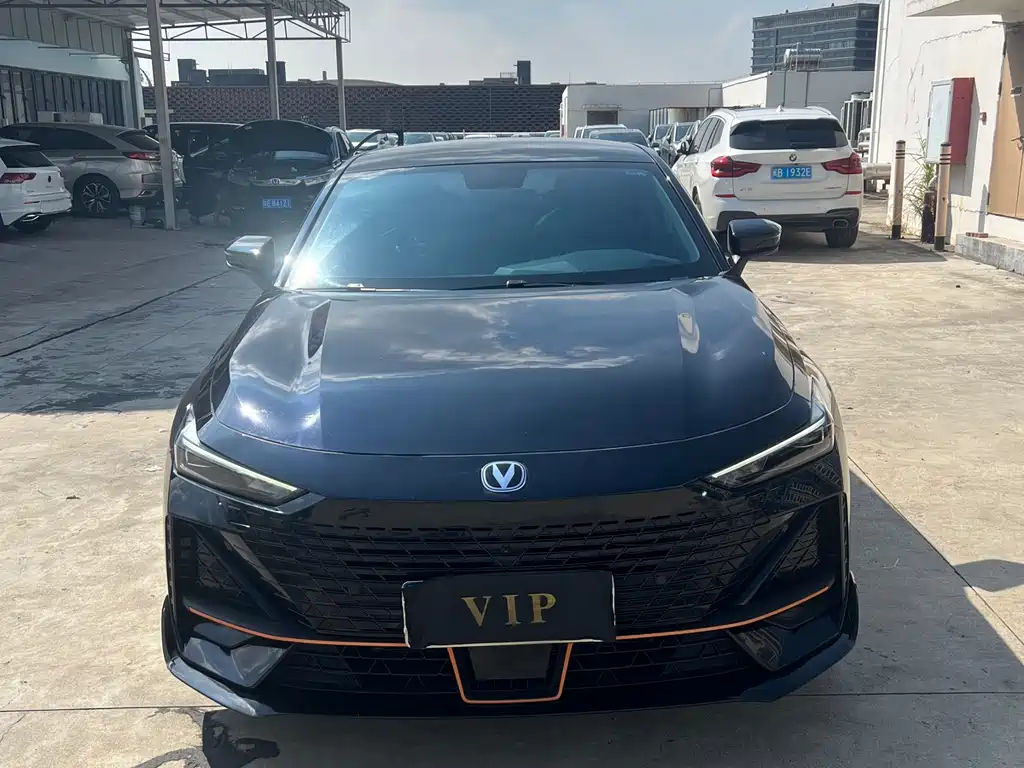 Changan UNI-V 2022