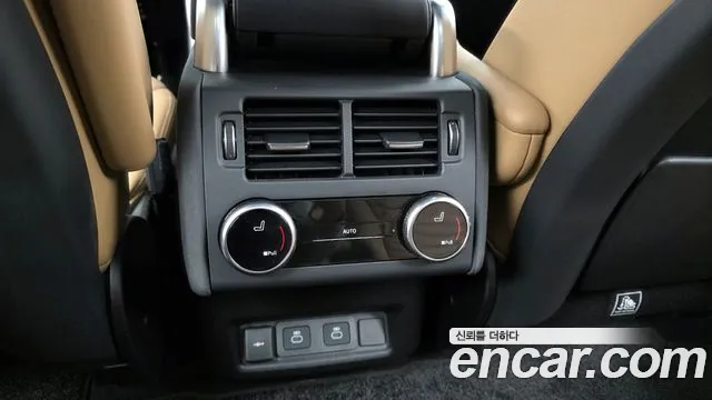Land Rover Discovery 2025