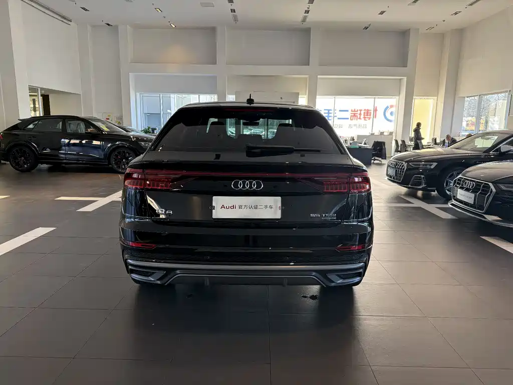 Audi Q8 2024