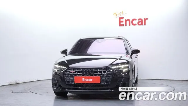 Audi A8 2022