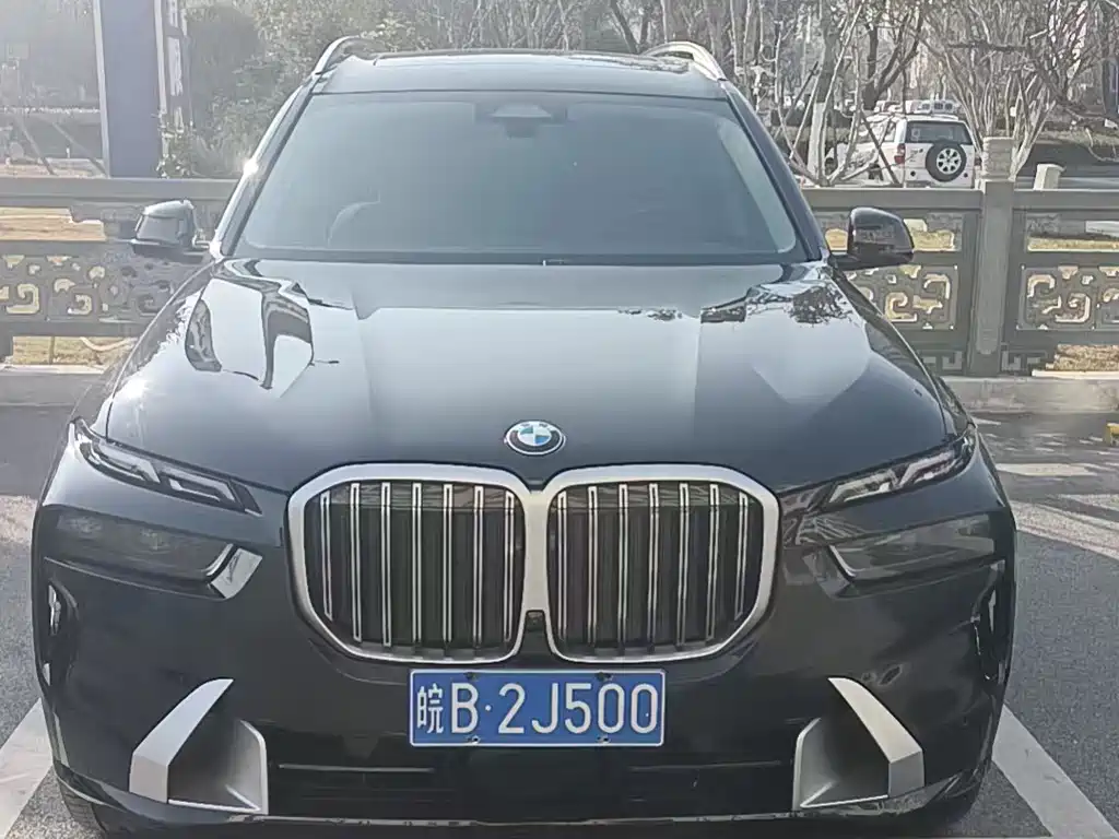 BMW X7 2023
