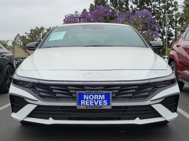 Hyundai Elantra 2025