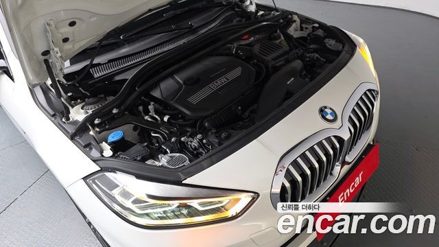 BMW 1 серии 2023