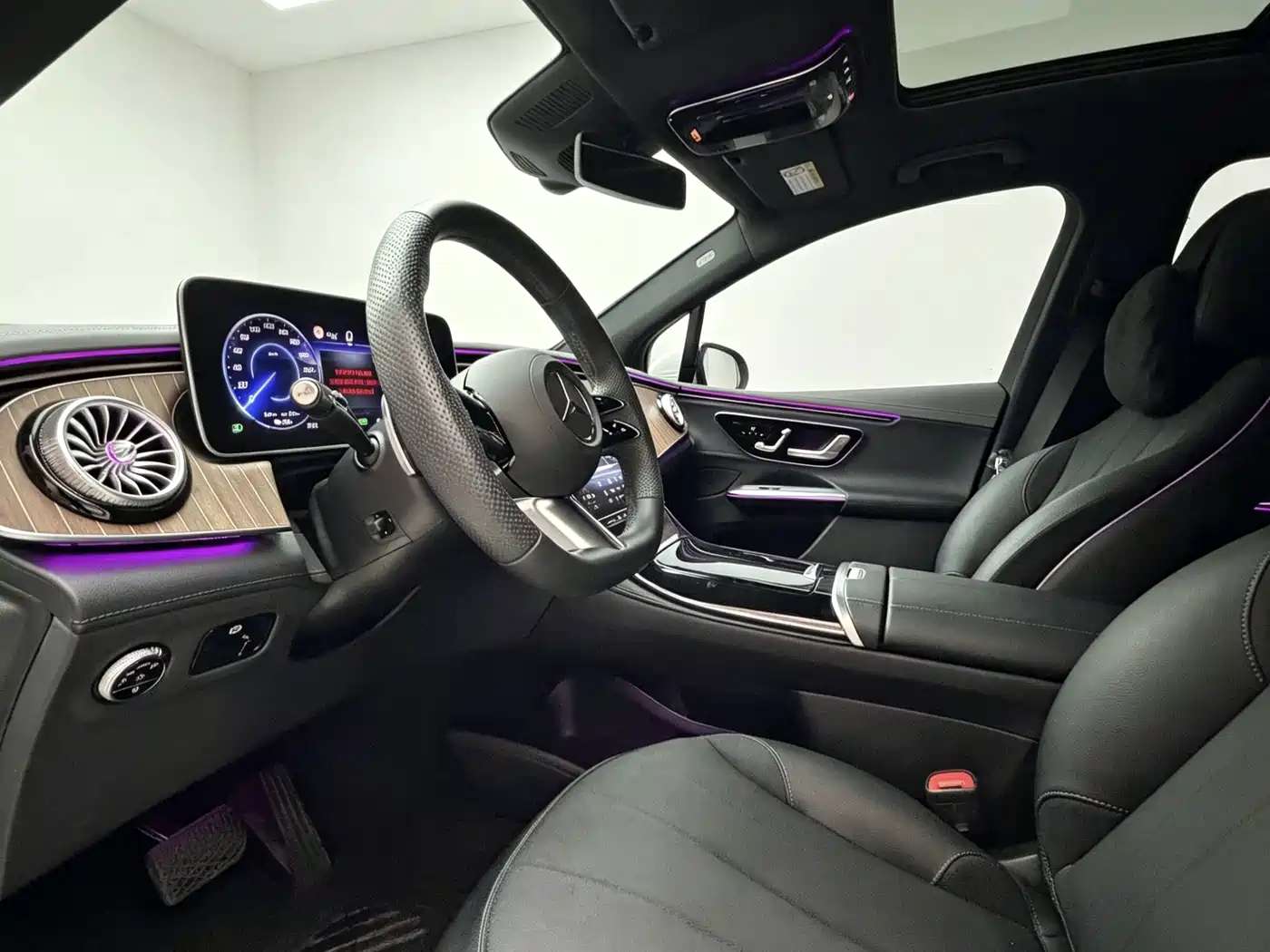 Mercedes-Benz EQE SUV 2023
