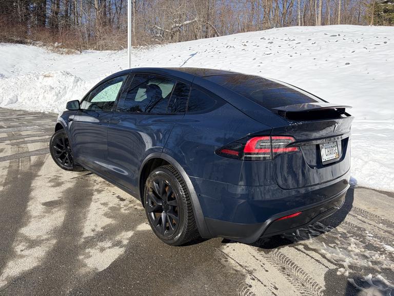 Tesla Model X 2022