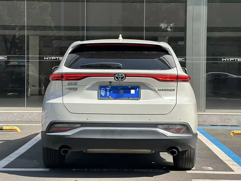 Toyota Harrier 2022