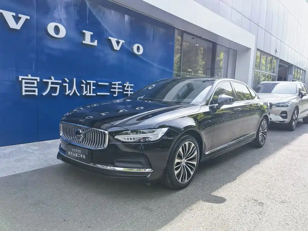 Volvo S90 2024