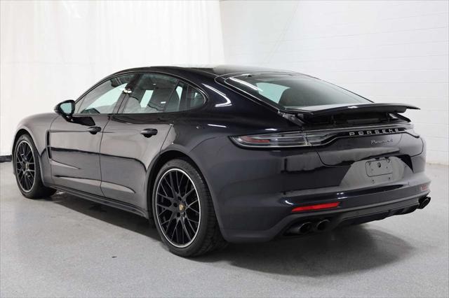 Porsche Panamera 2022