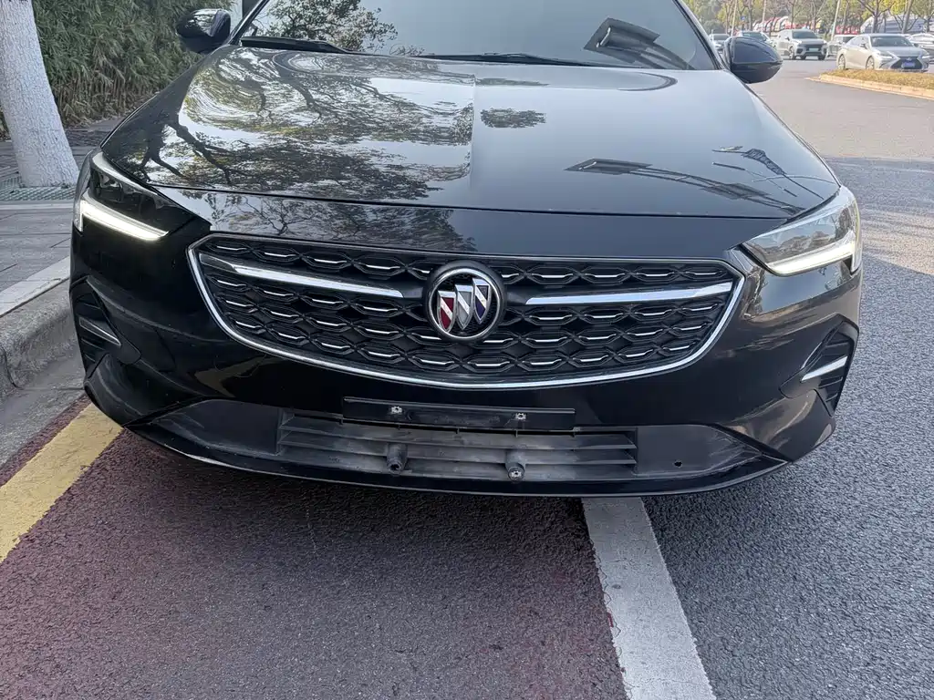 Buick Regal 2021