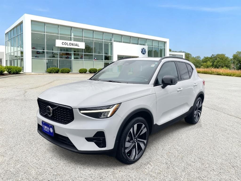 Volvo XC40 2024