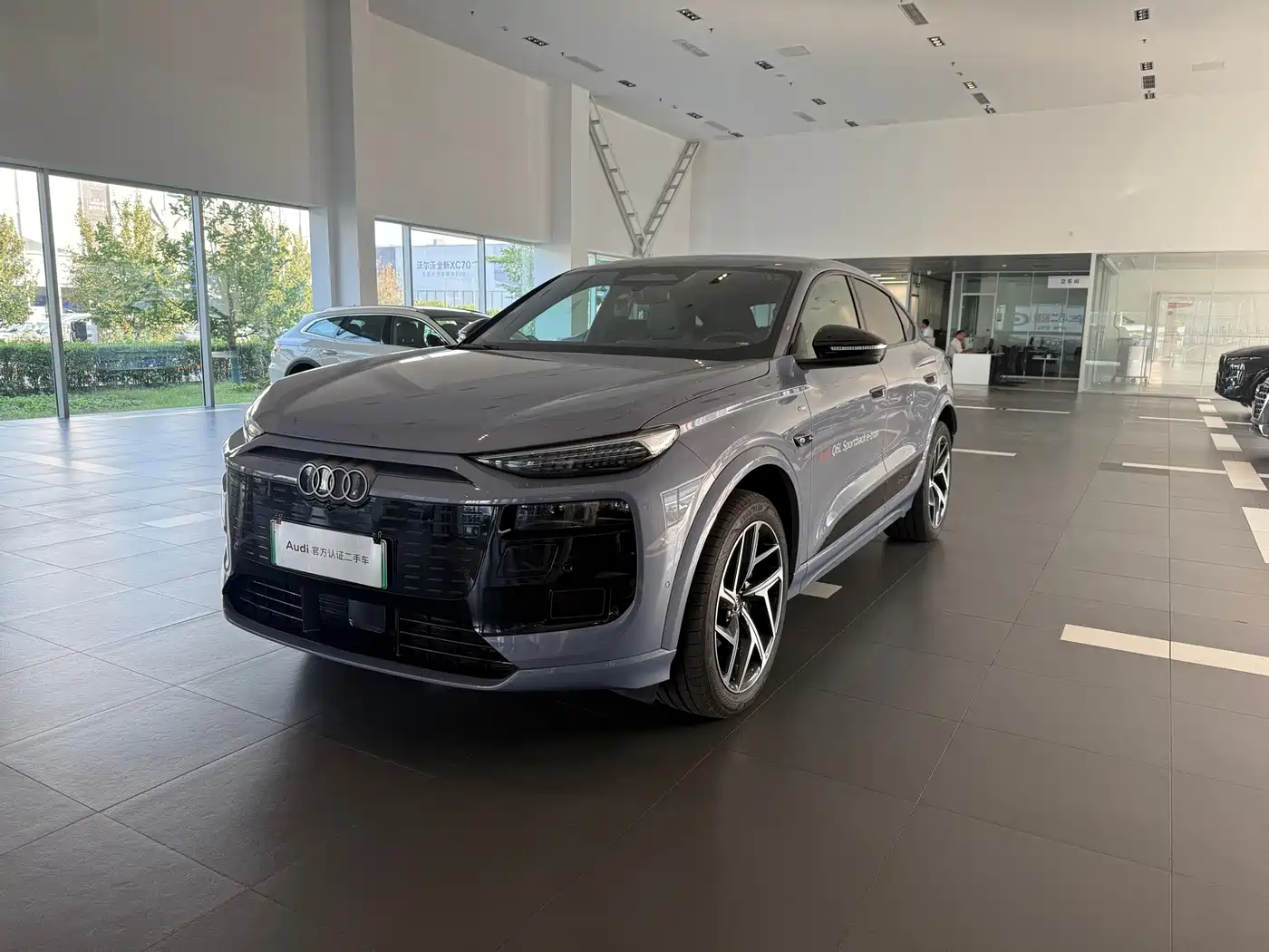 Audi e-tron 2025
