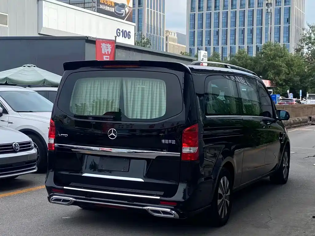 Mercedes-Benz Vito 2024