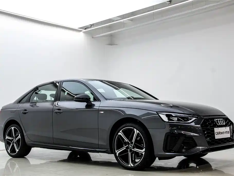 Audi A4 2025