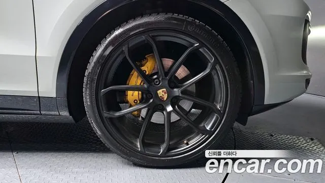 Porsche Cayenne 2020
