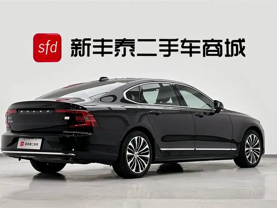 Volvo S90 2024