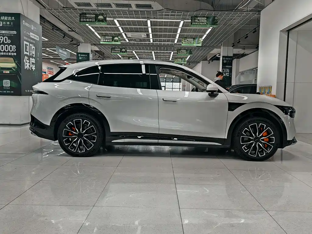 Zeekr 7X 2024