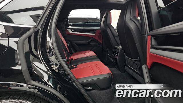 Porsche Cayenne 2024