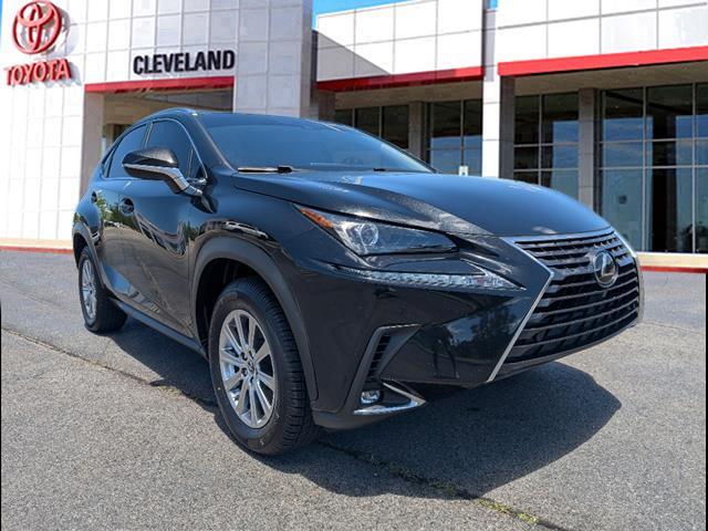 Lexus NX 300 2021