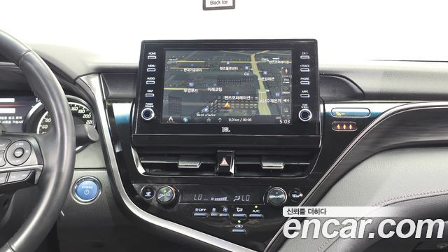 Toyota Camry 2023
