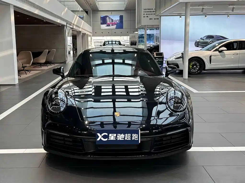 Porsche 911 2023