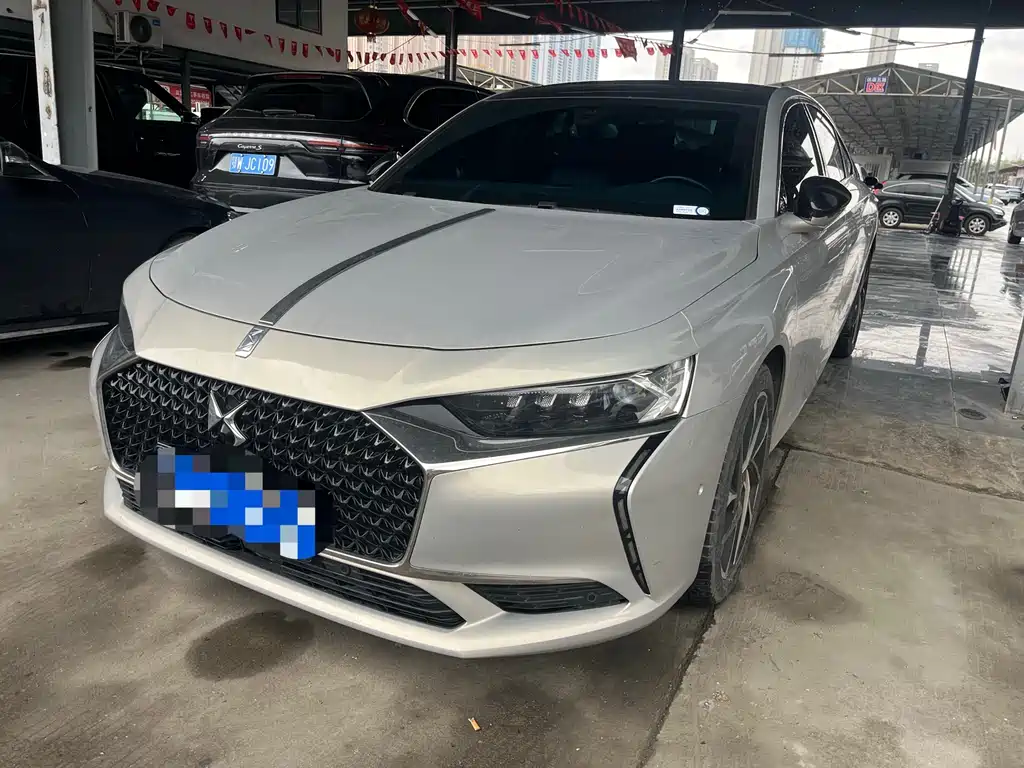 DS 9 2023