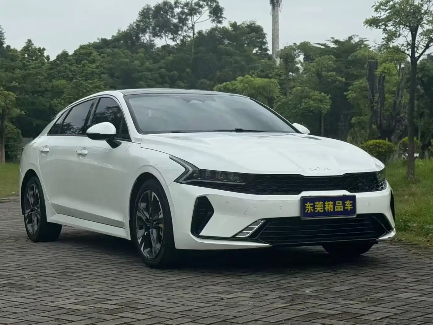 Kia K5 2023