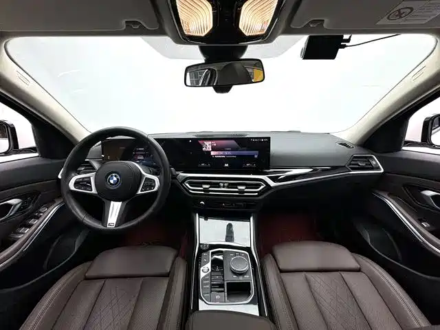 BMW i3 2023