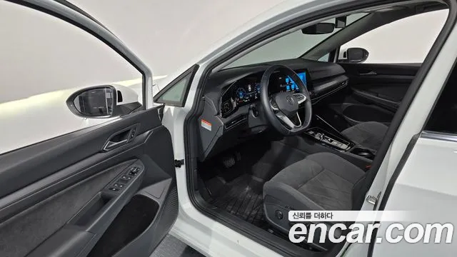 Volkswagen Golf 2024