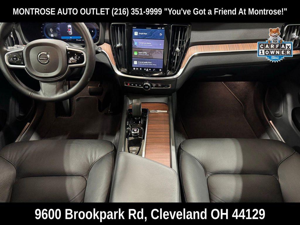Volvo V60 Cross Country 2025