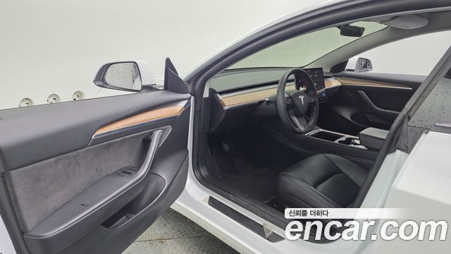 Tesla Model 3 2021