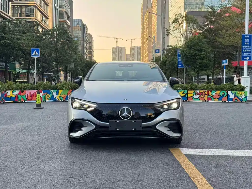 Mercedes-Benz EQE 2022