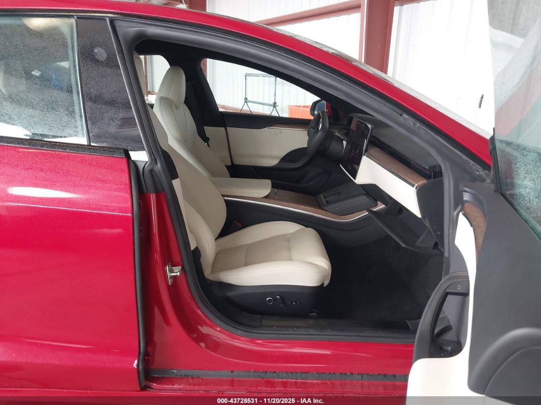 Tesla Model S 2022
