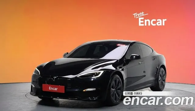 Tesla Model S 2023
