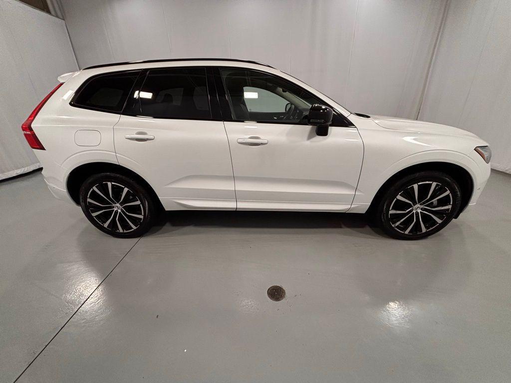 Volvo XC60 2025