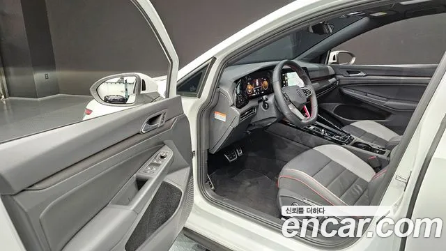 Volkswagen Golf 2023
