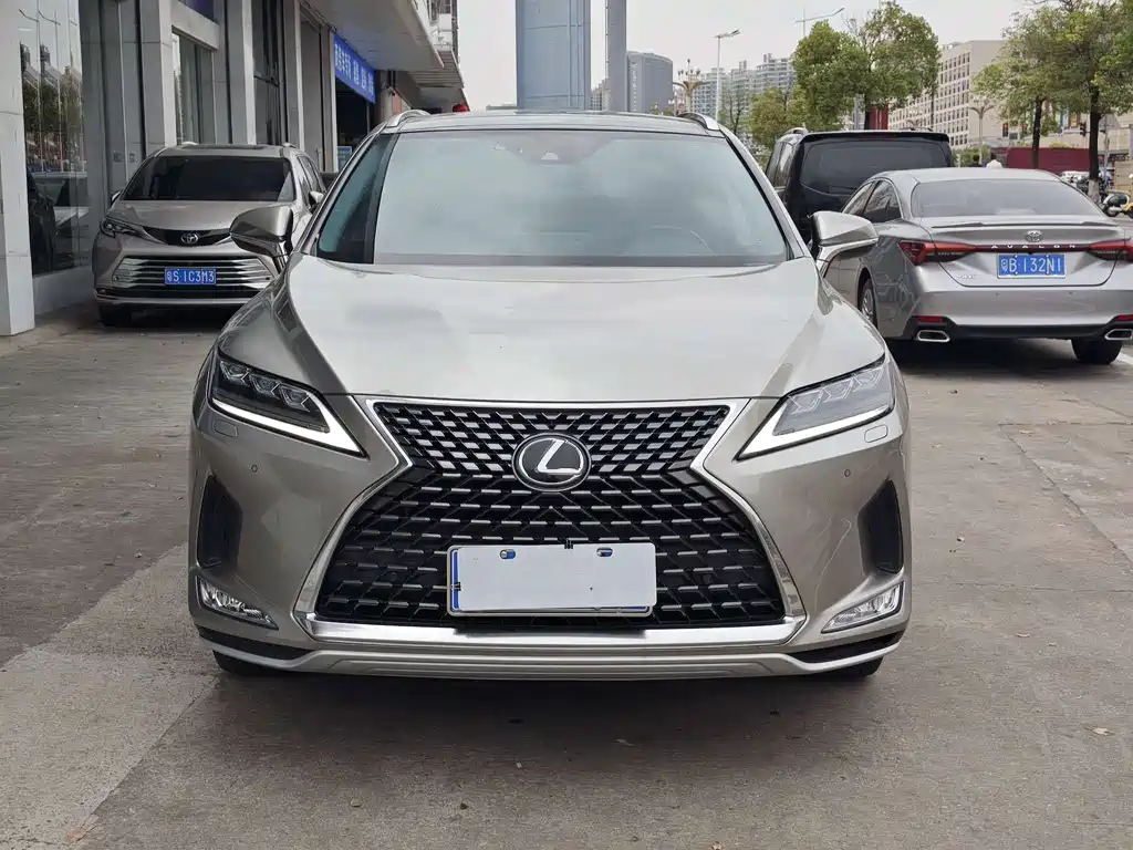 Lexus RX 2022
