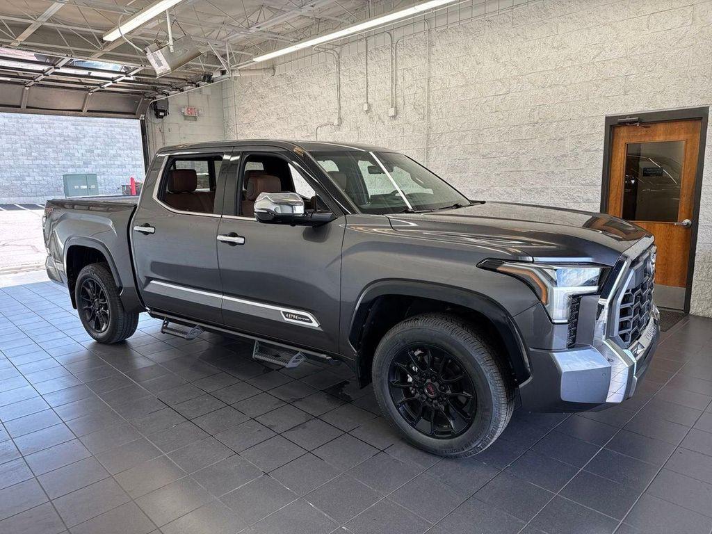 Toyota Tundra 2023