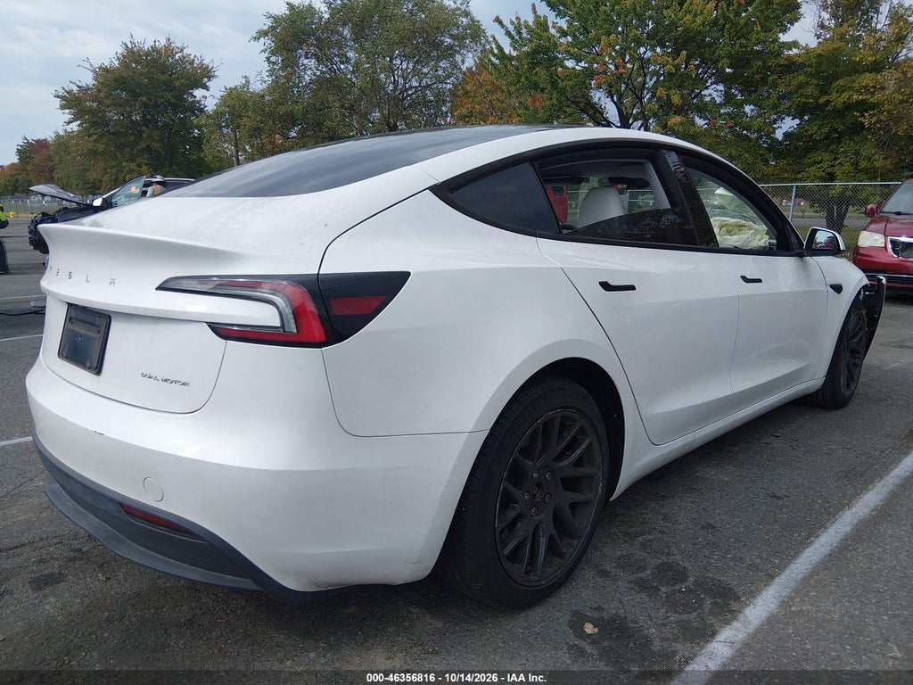 Tesla Model 3 2025