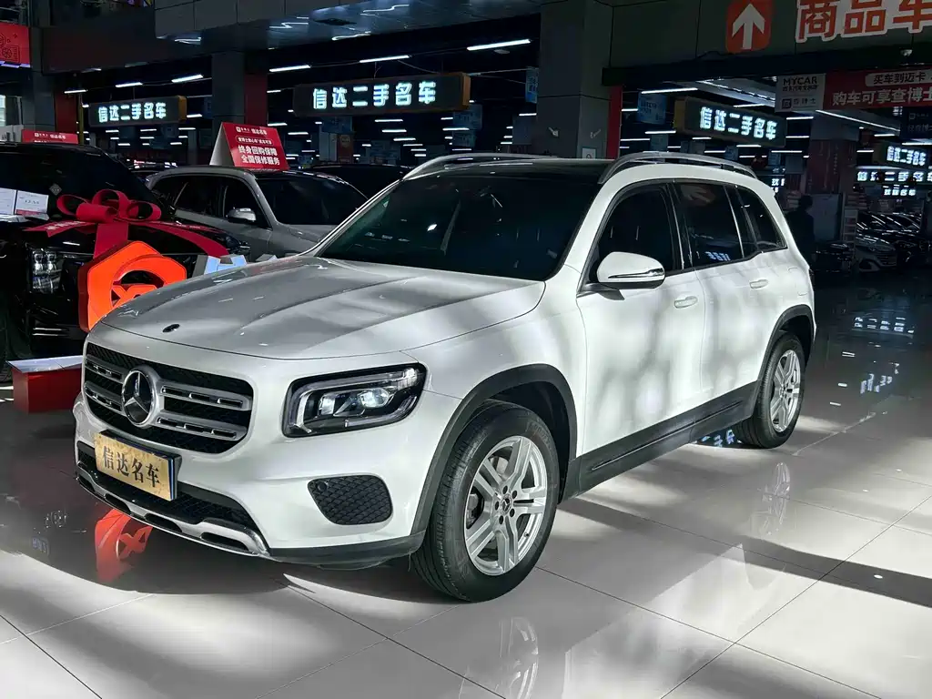 Mercedes-Benz GLB 2023