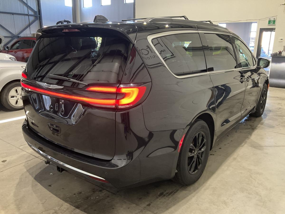 Chrysler Pacifica 2022