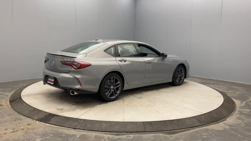 Acura TLX 2025